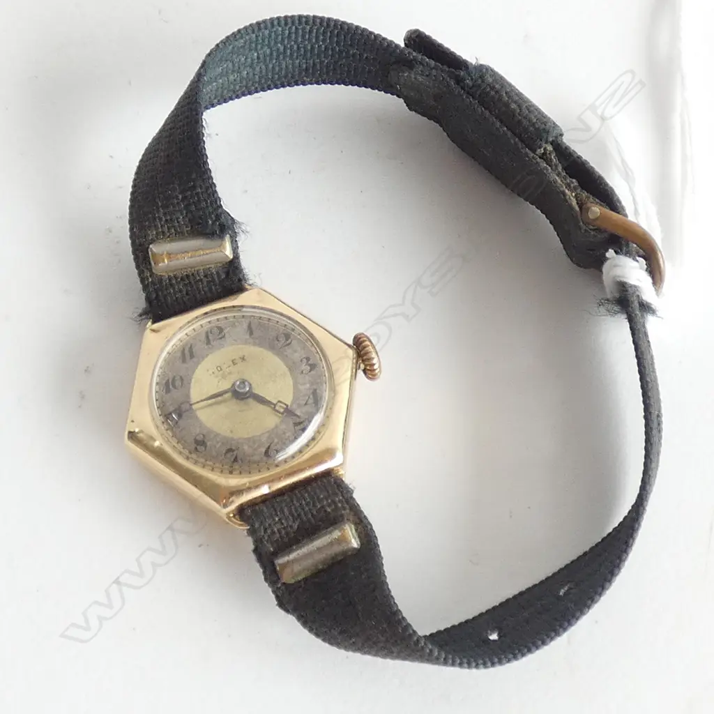 18ct GOLD ANTIQUE LADIES ROLEX WRISTWATCH Image 1++