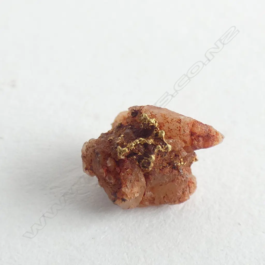 GOLD QUARTZ NUGGET SMALL Image 1++