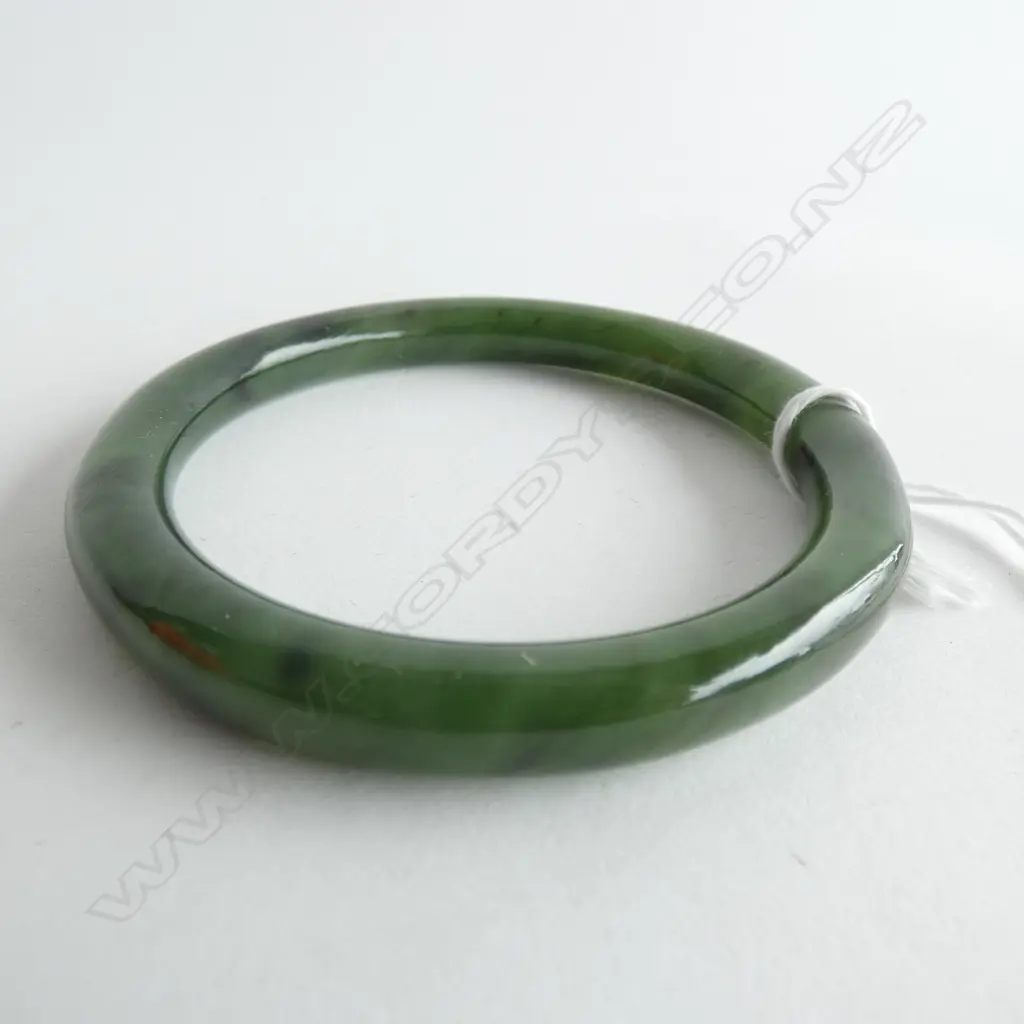 JADE BANGLE Image 1++