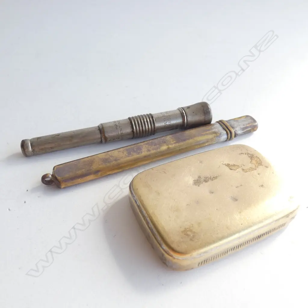OLD VESTA / NEEDLE PUNCH & EMPTY SILVER PLATE PENCIL HOLDER L 90MM Image 1++