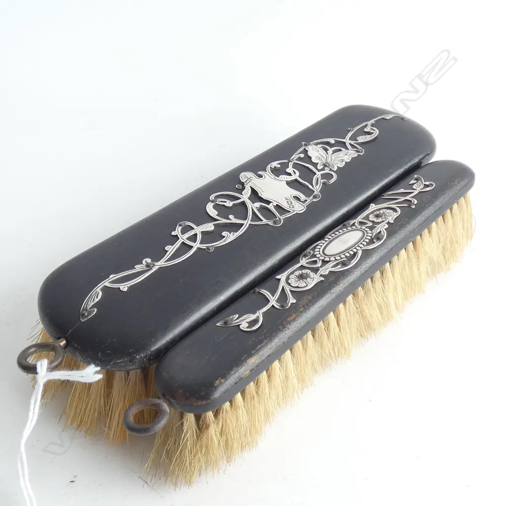 2 STG SILVER & EBONY BRUSHES LONDON 1902 Image 1++