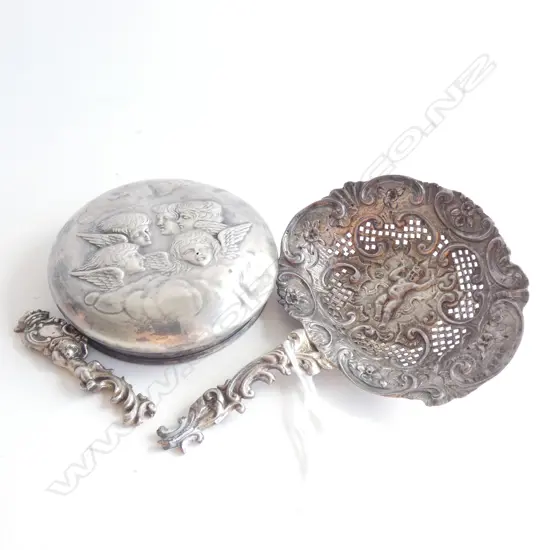 STG SILVER CHERUBS LID (DIA 75MM) + ORNATE TEA STRAINER WITH FAULTS TOTAL WEIGHT  73GMS