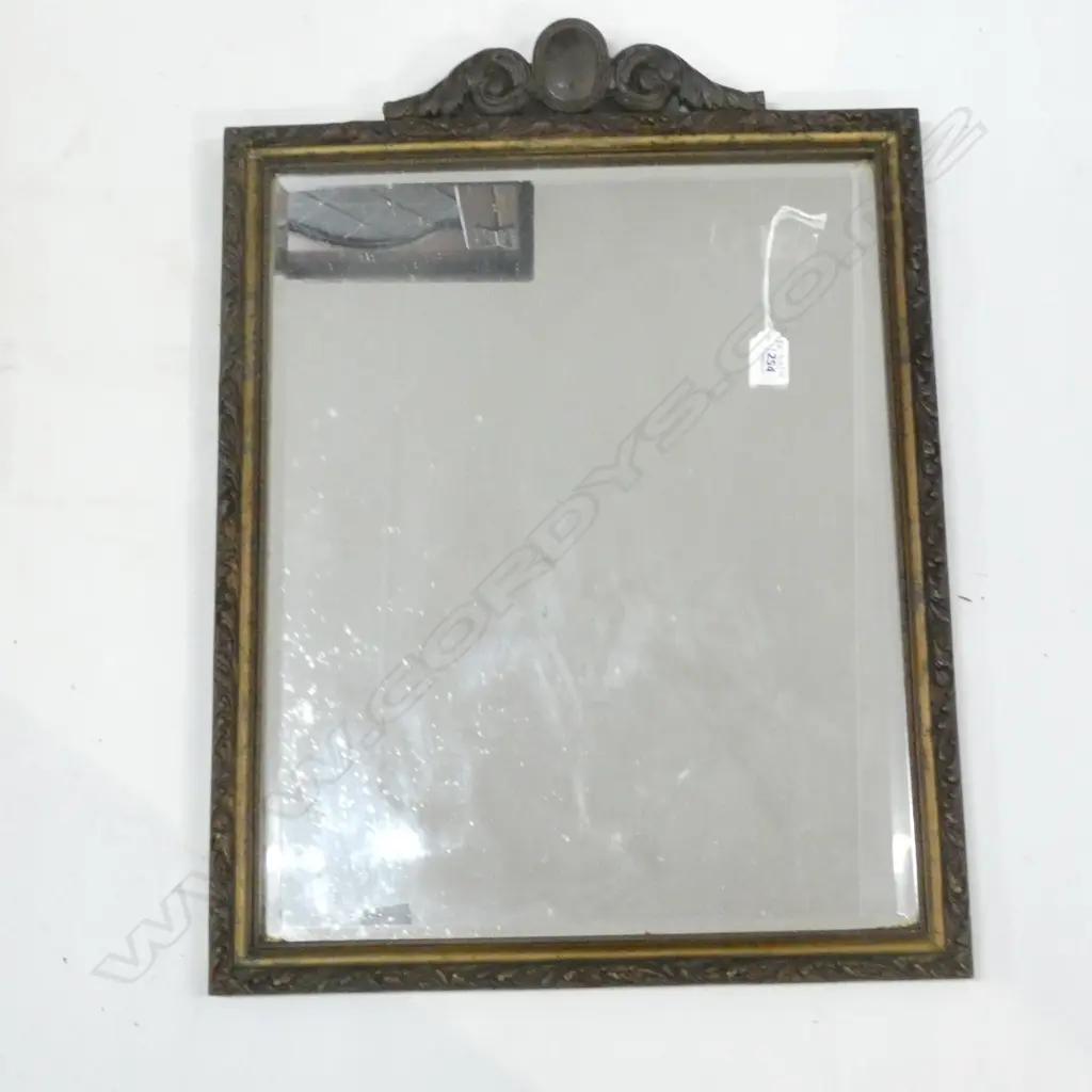 GILT FRAMED MIRROR 550x450mm Image 1++