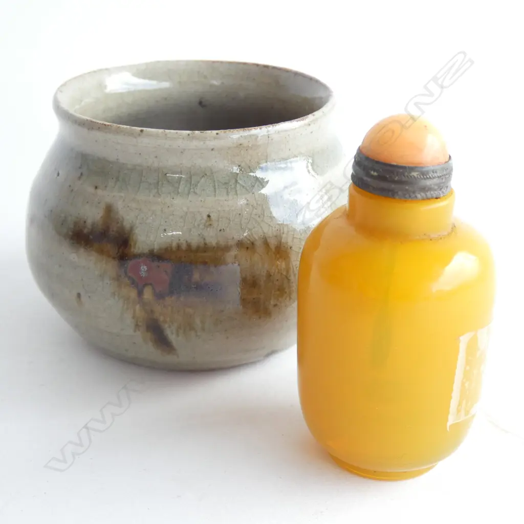 CHINESE POT & YELLOW SNUFF BOTTLE H.65mm Image 1++