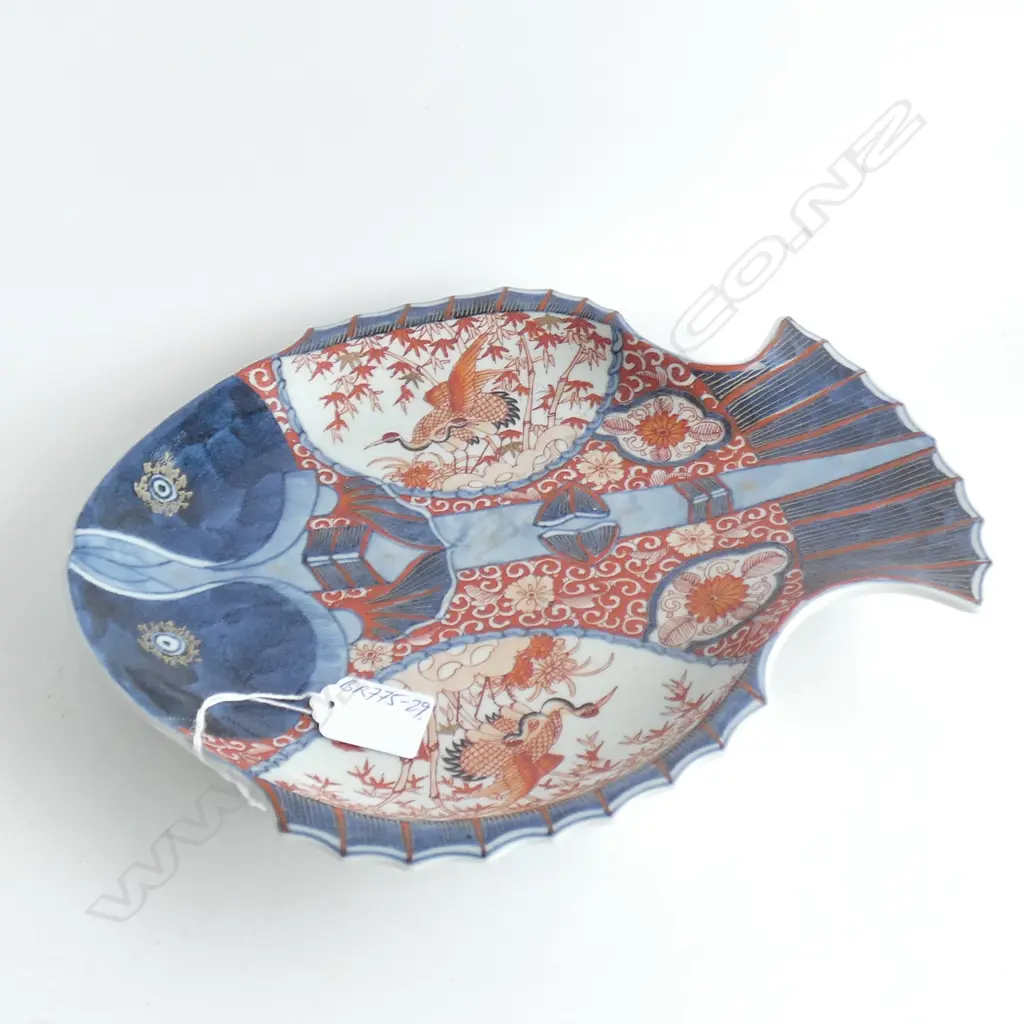 JAPANESE IMARI FISH FORM DISH L.300mm Image 1++