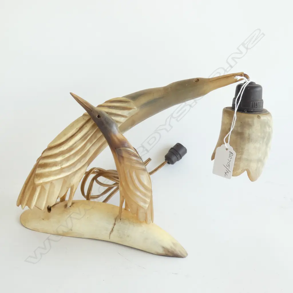 CARVED HORN LAMP AF W.280mm Image 1++