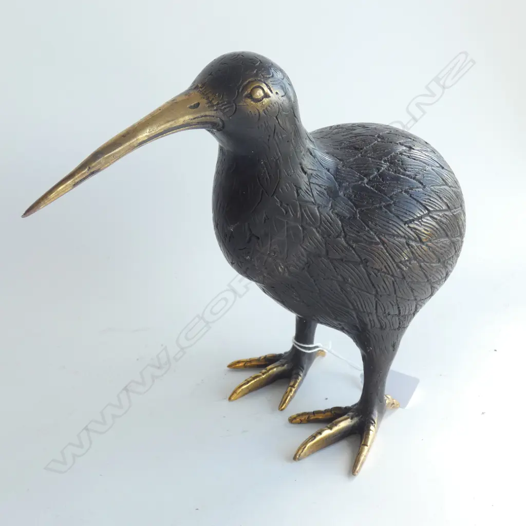 BRONZE KIWI H.200mm Image 1++