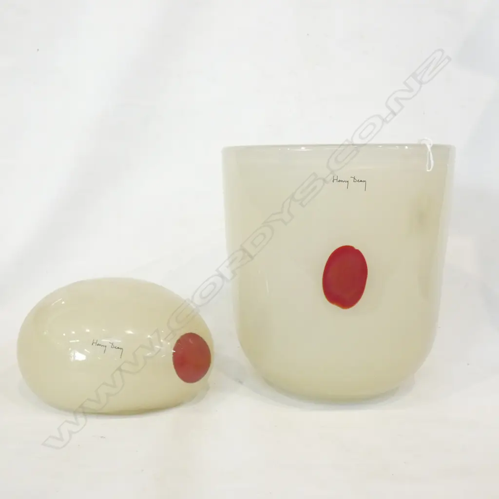2 HENRY DEAN ART GLASS PCES H.230mm Image 1++