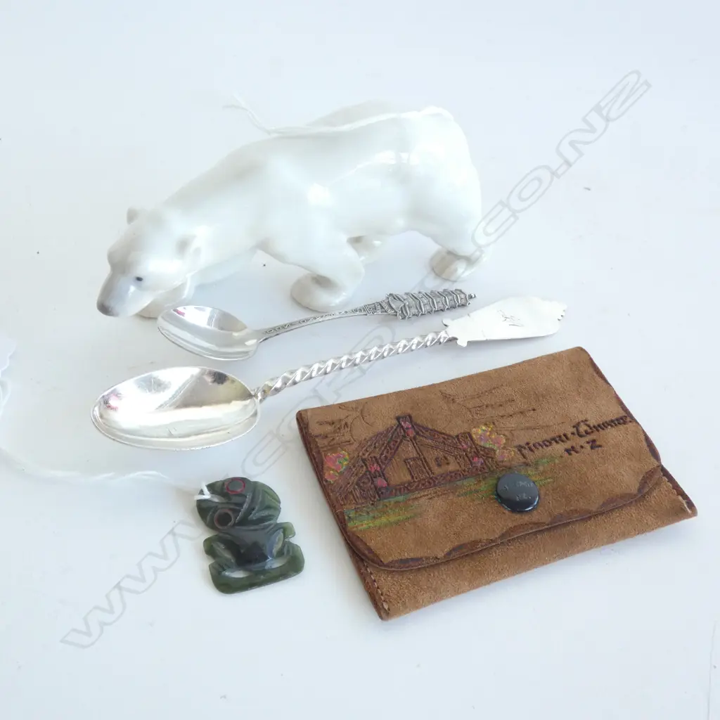 BING AND GRONDAHL POLAR BEAR + 2 STG SPOONS & SM MAORI WALLET & GREEN STONE TIKI PENDANT Image 1++