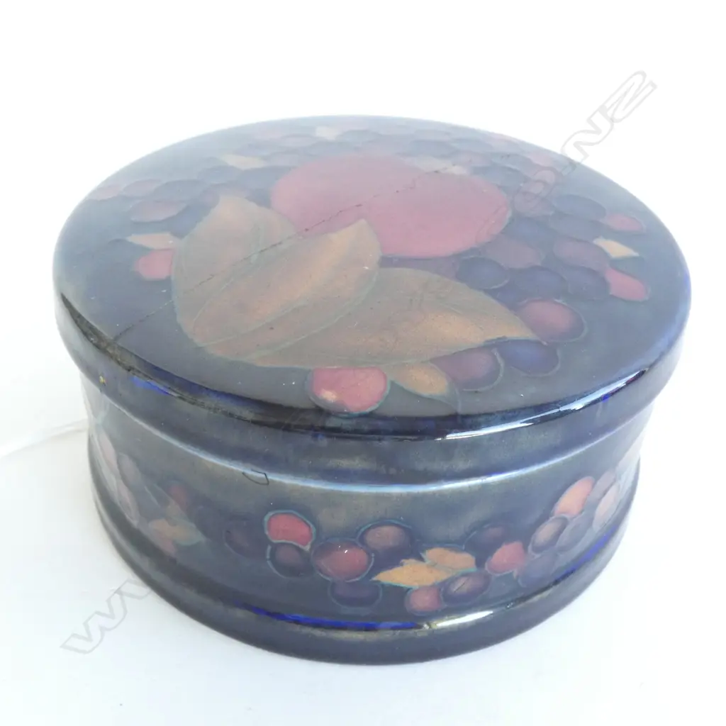 MOORCROFT POMEGRANATE LIDDED POWDER BOWL AF LID REPAIRED 140mm dia Image 1++