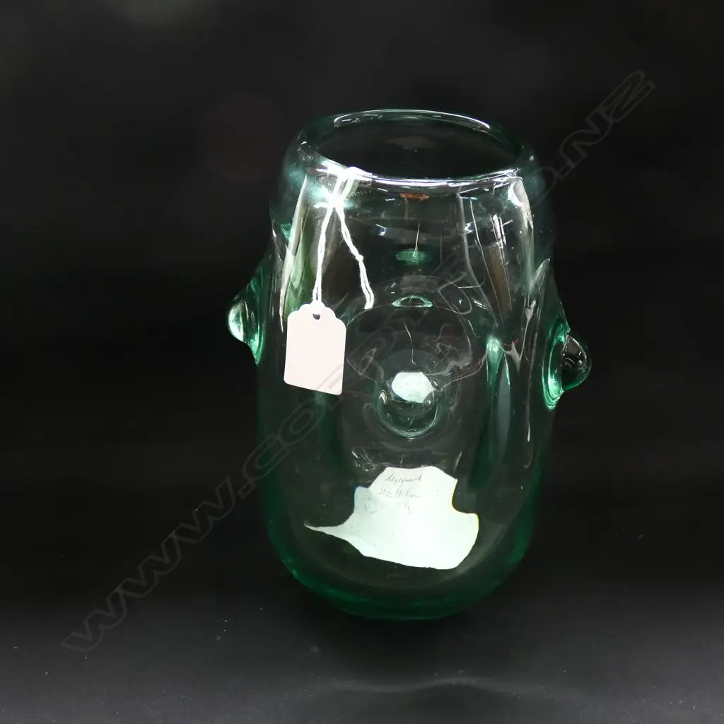 WHITEFRIARS EMERALD GREEN VASE H.210mm. Image 1++