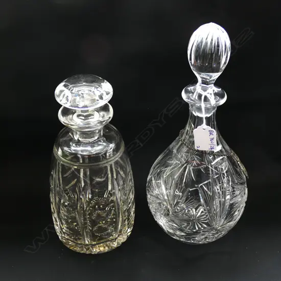 2 CRYSTAL DECANTERS 'WHISKEY' & 'SHERRY' LABELS H.270mm