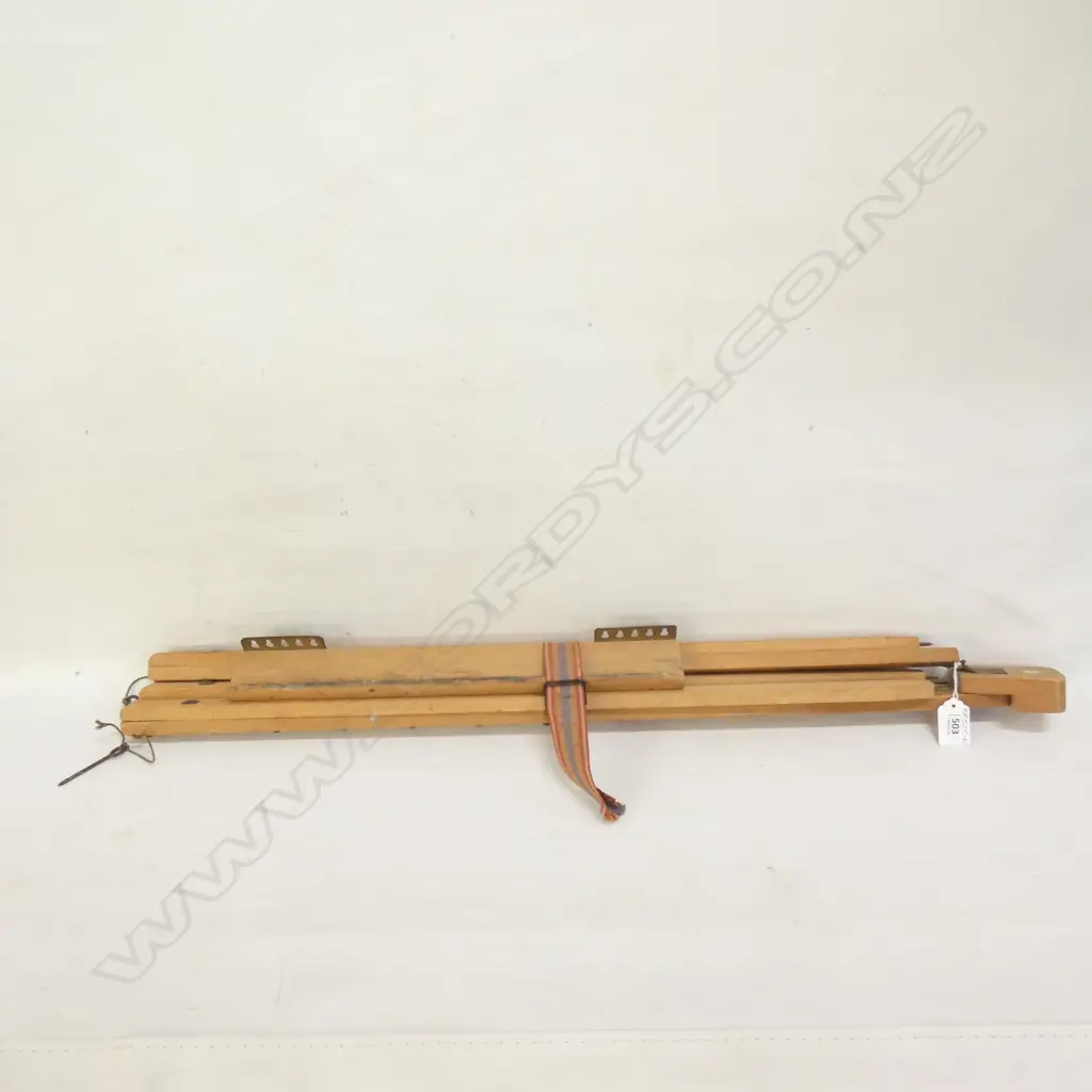 OLD WINSON & NEWTON PAINTING FOLDING EASEL Image 1++
