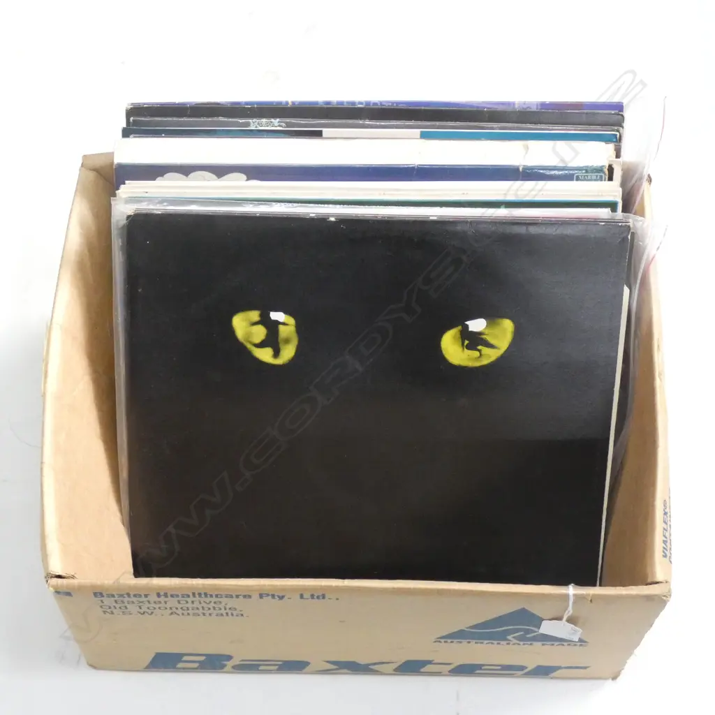 BOX OF 20+ VINTAGE LP RECORDS Image 1++