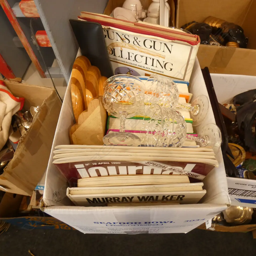 BOX LOT MILLERS ANTIQUES GUIDES, AUST. WAR JOURNALS, BOOK ENDS ETC Image 1++