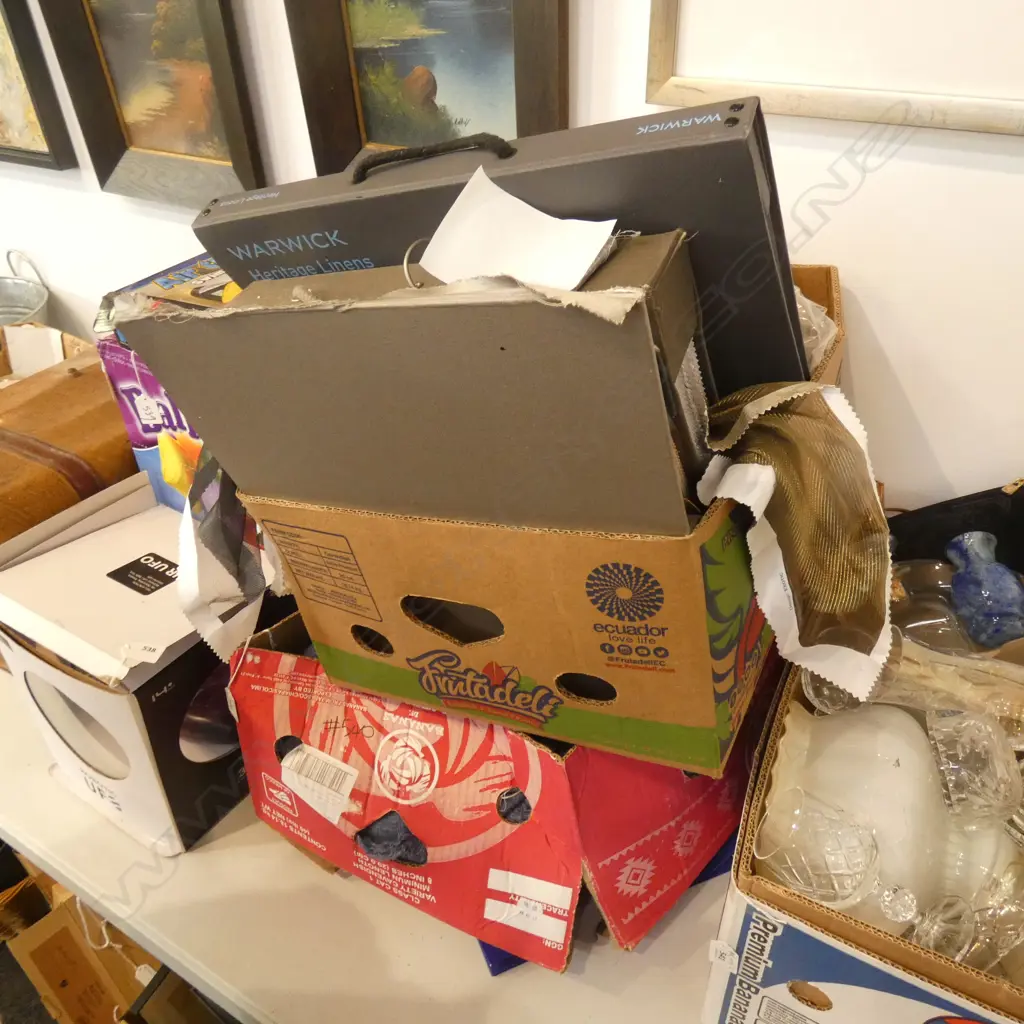 FABRIC SAMPLE BOOK & BOX FABRIC Image 1++