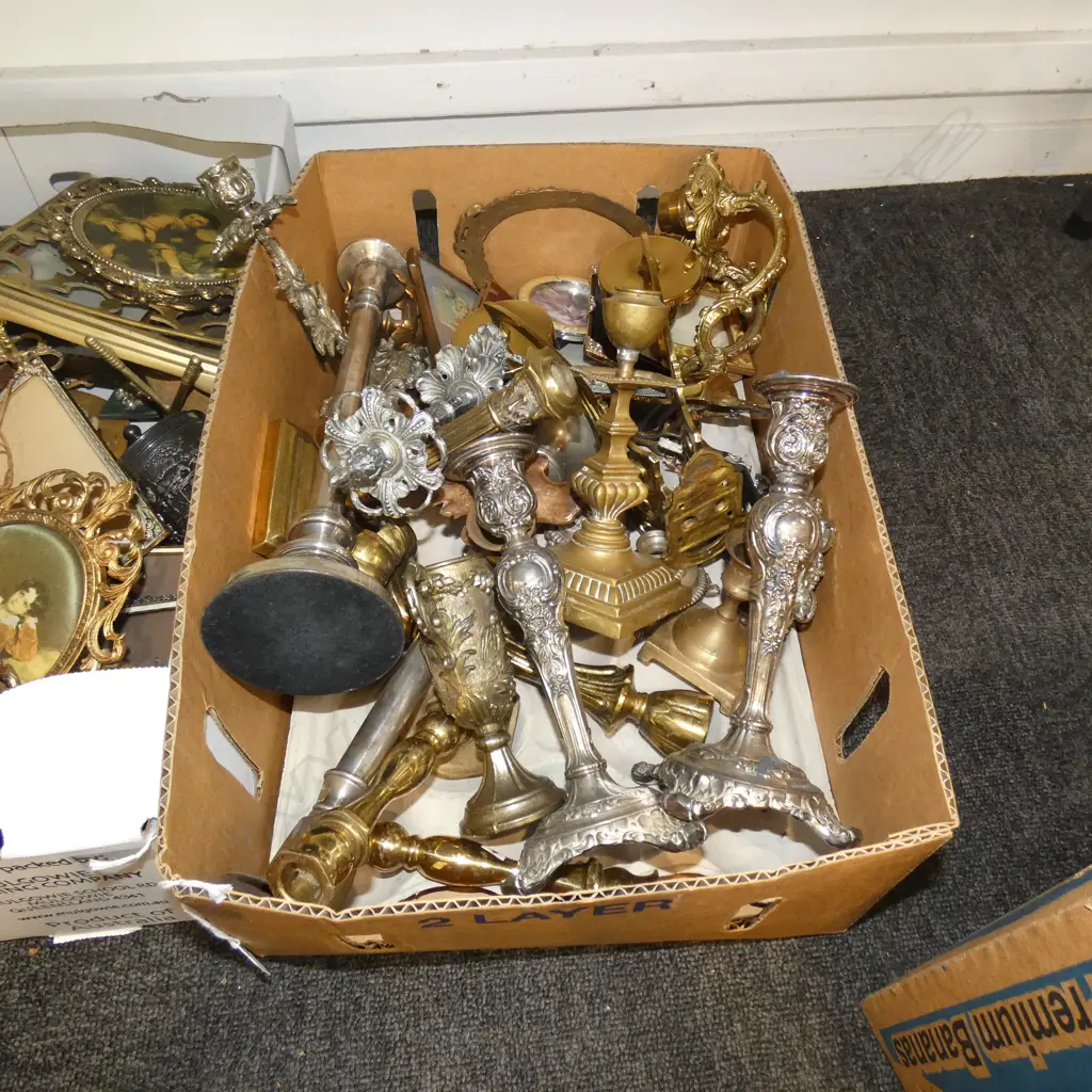 BOX LOT ASST. METAL CANDLESTICKS ETC Image 1++