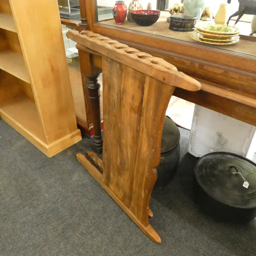 CHAPMAN TAYLOR WOODEN SINGLE BED END Image 1++