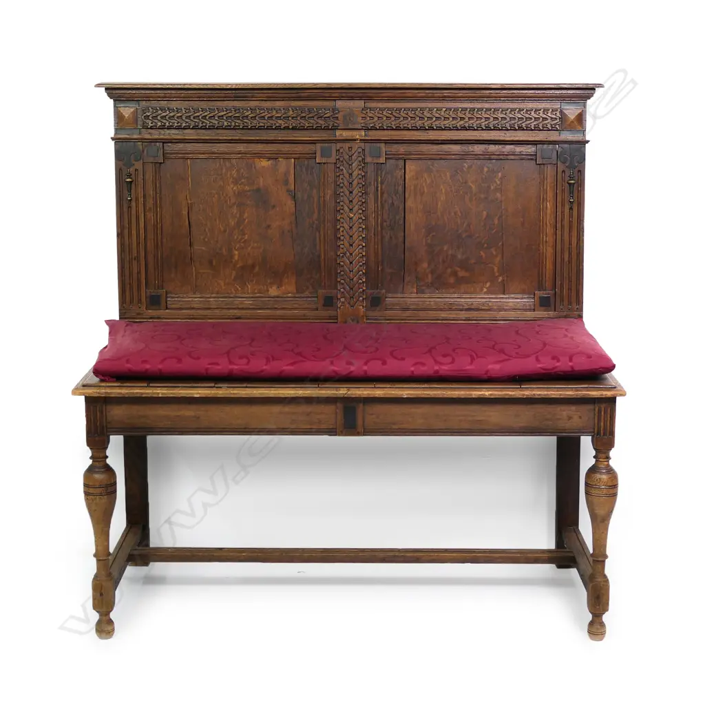 A 19thC oak Elizabethan style settle Image 1++