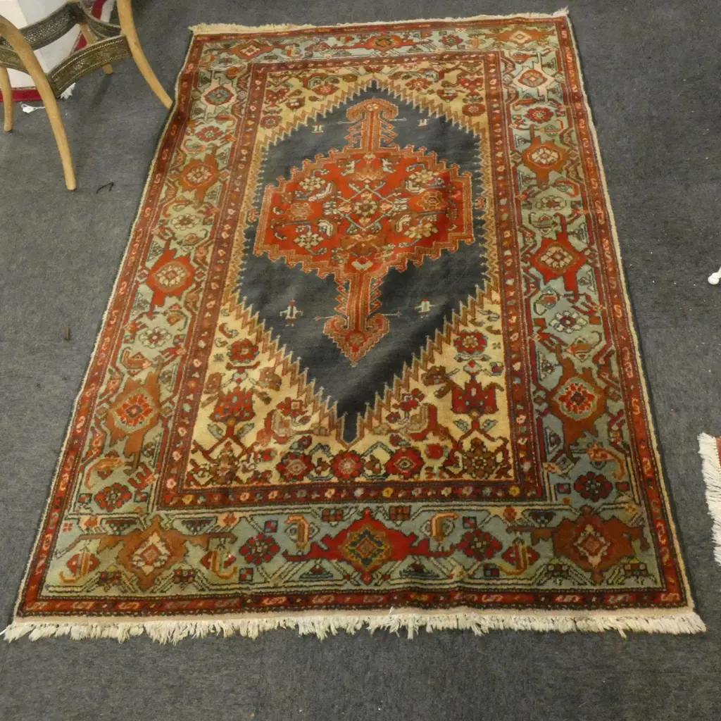 VINTAGE HAND KNOTTED WOOL PILE IRANIAN CARPET 2040x1330mm Image 1++
