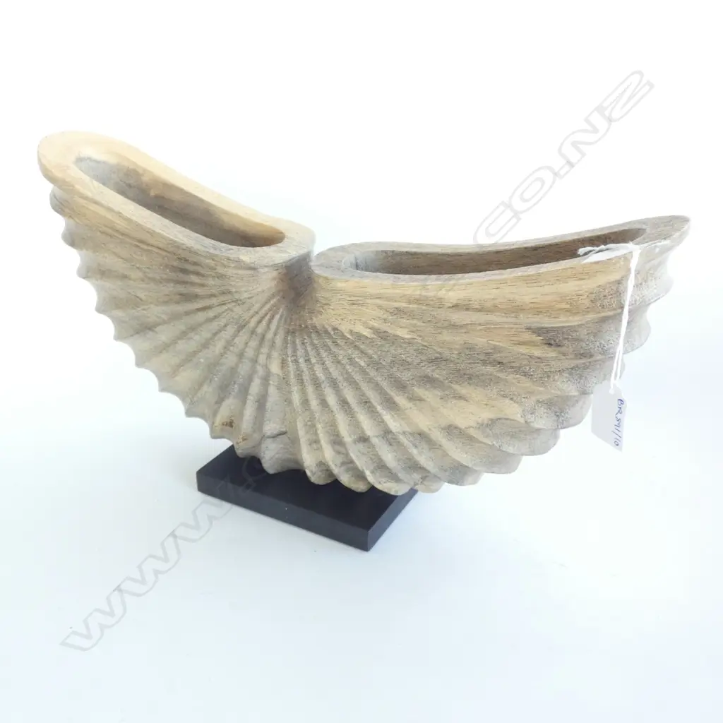 CARVED WOODEN DECORATIVE SCULPTURE W.435mm Image 1++