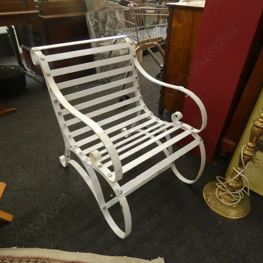 WROUGHT IRON VICTORIAN STYLE SINGLE BENCH SEAT Image 1++