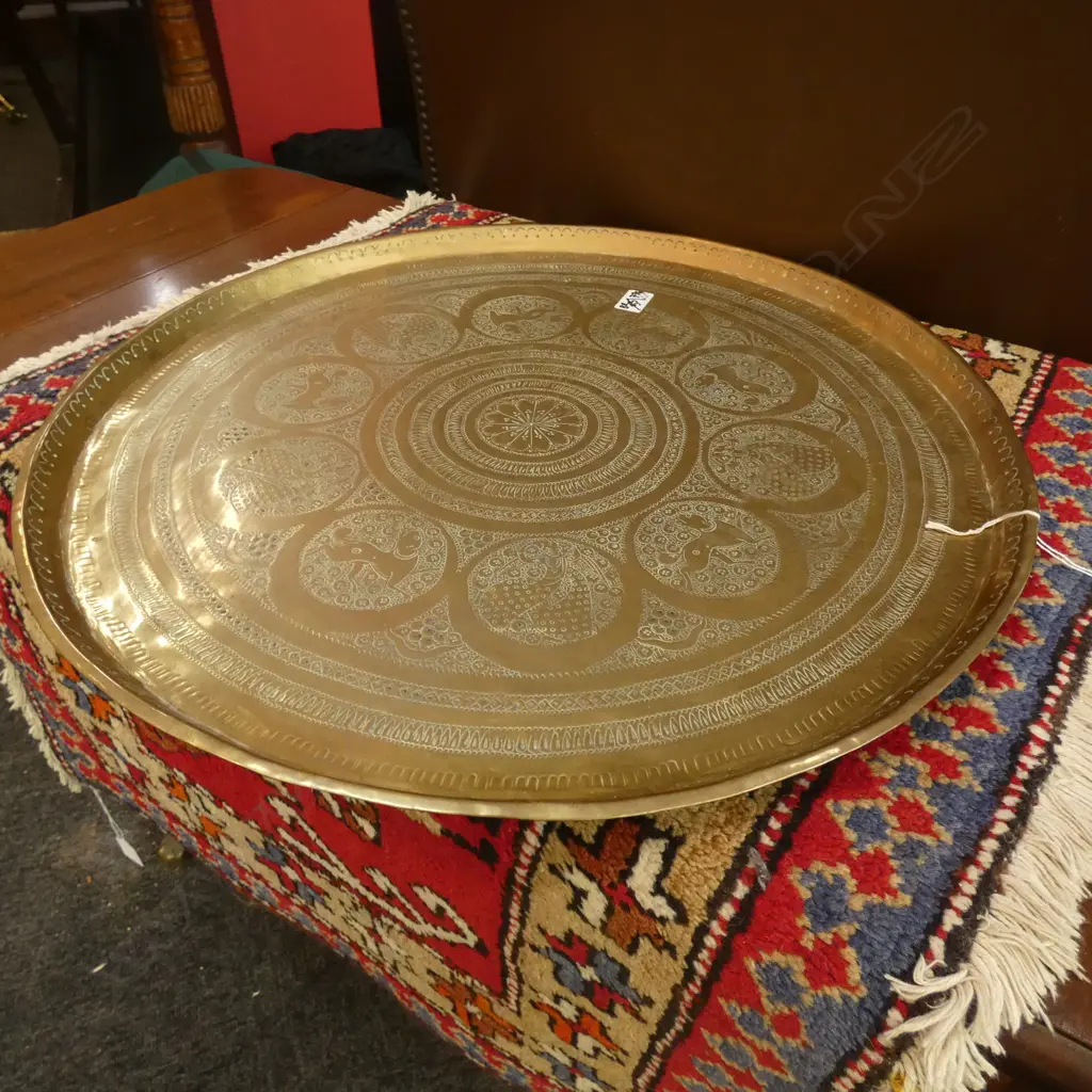 LARGE BRASS TRAY 525mm dia Image 1++