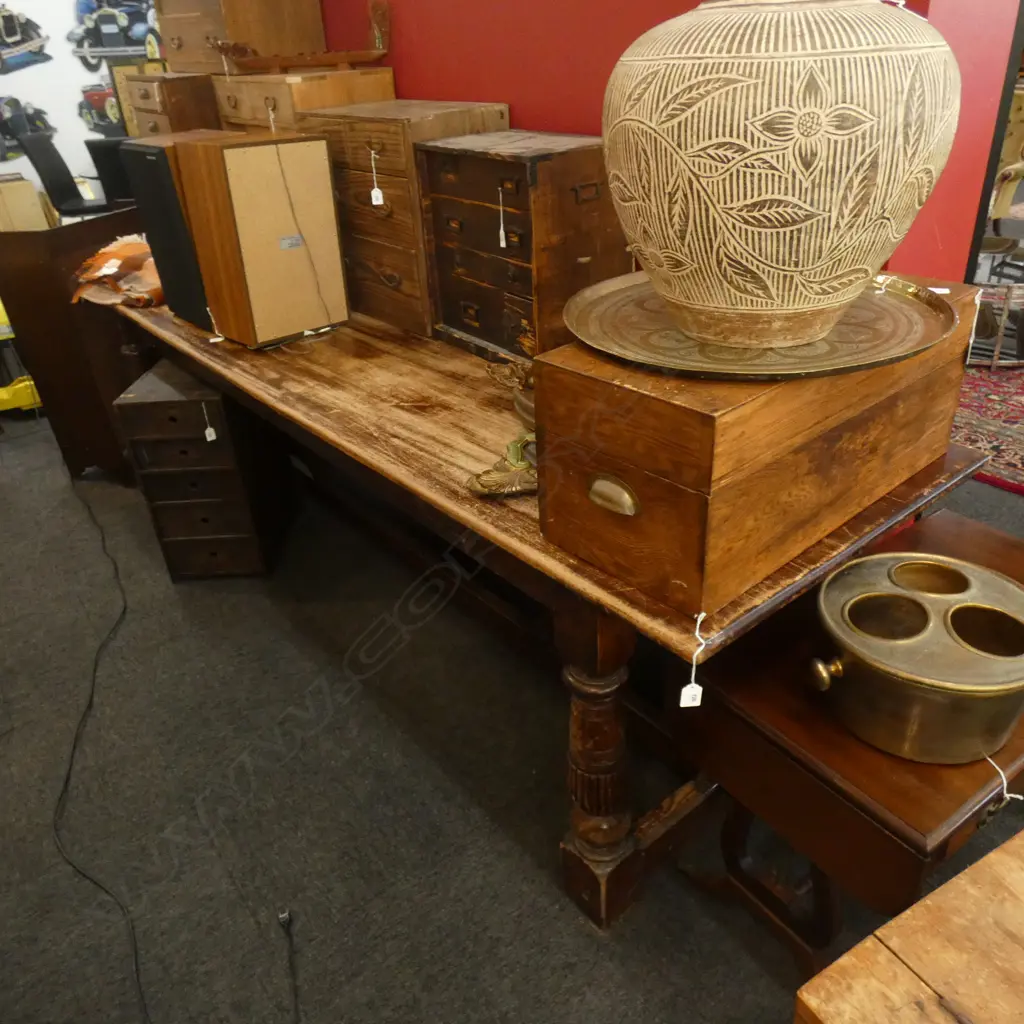 OAK REFLECTORY TABLE 2700x750mm Image 1++