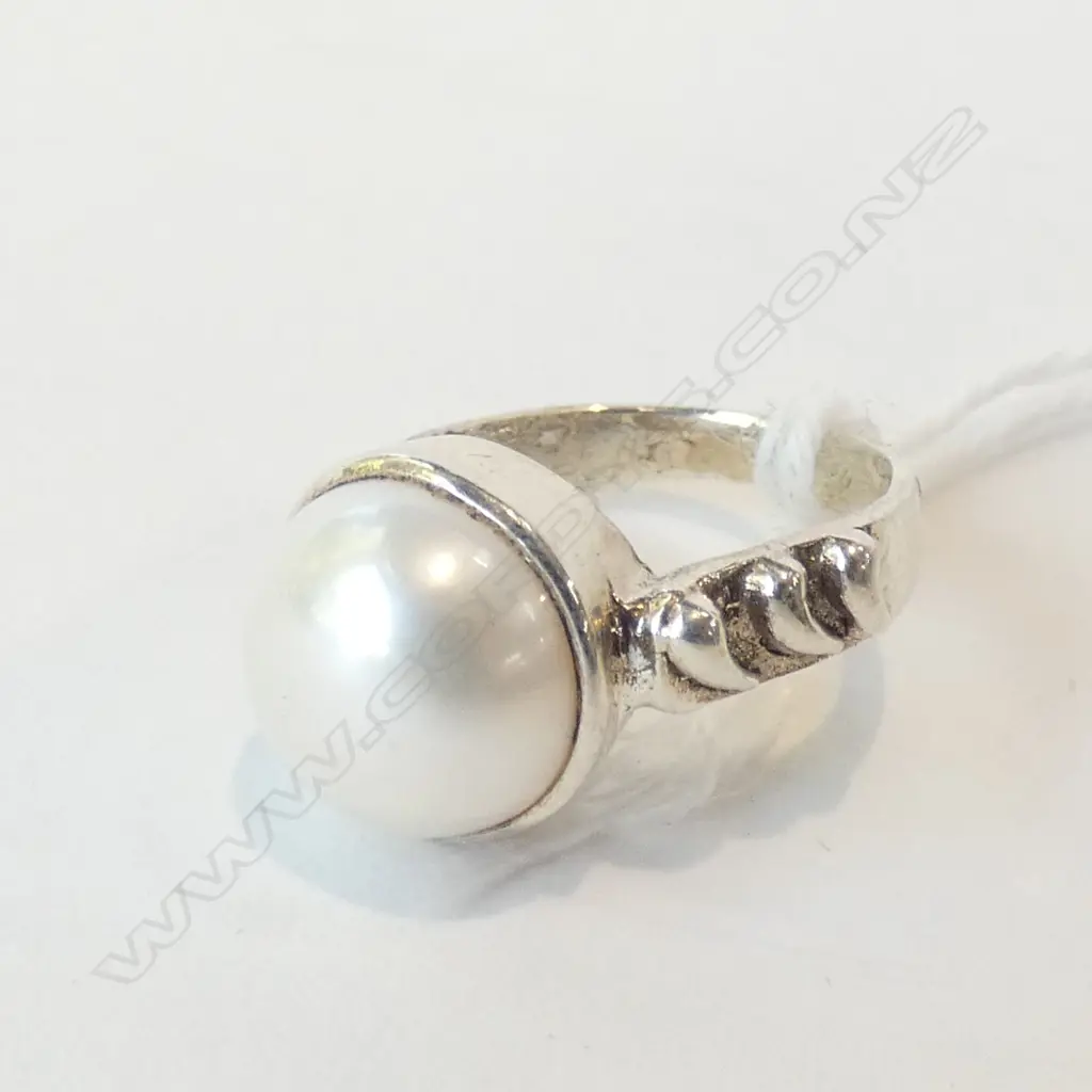 PEARL & 925 SILVER RING Image 1++