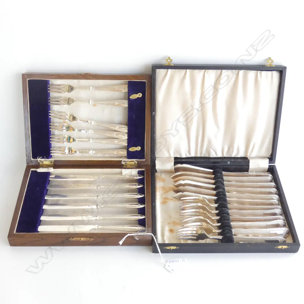 BOXED CUTLERY 12 PCE FISH SET & 12 PCE FRUIT SET  (WOODEN BOX ) Image 1++
