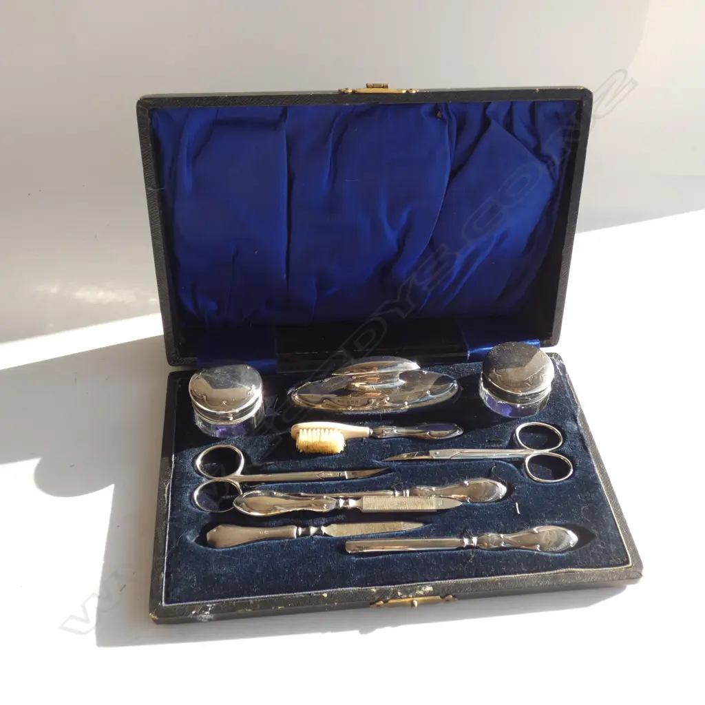 STG SILVER BOXED MANICURE SET B'HAM 1913 Image 1++