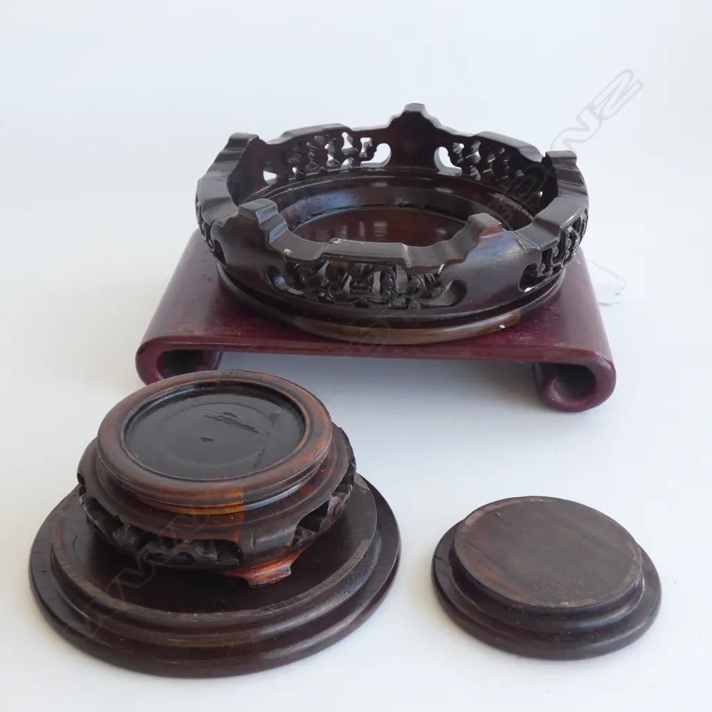 5 ORIENTAL WOODEN VASE / POT STANDS  Image 1++