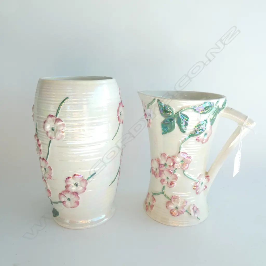MALING APPLE BLOSSOM JUG & VASE H.215mm Image 1++