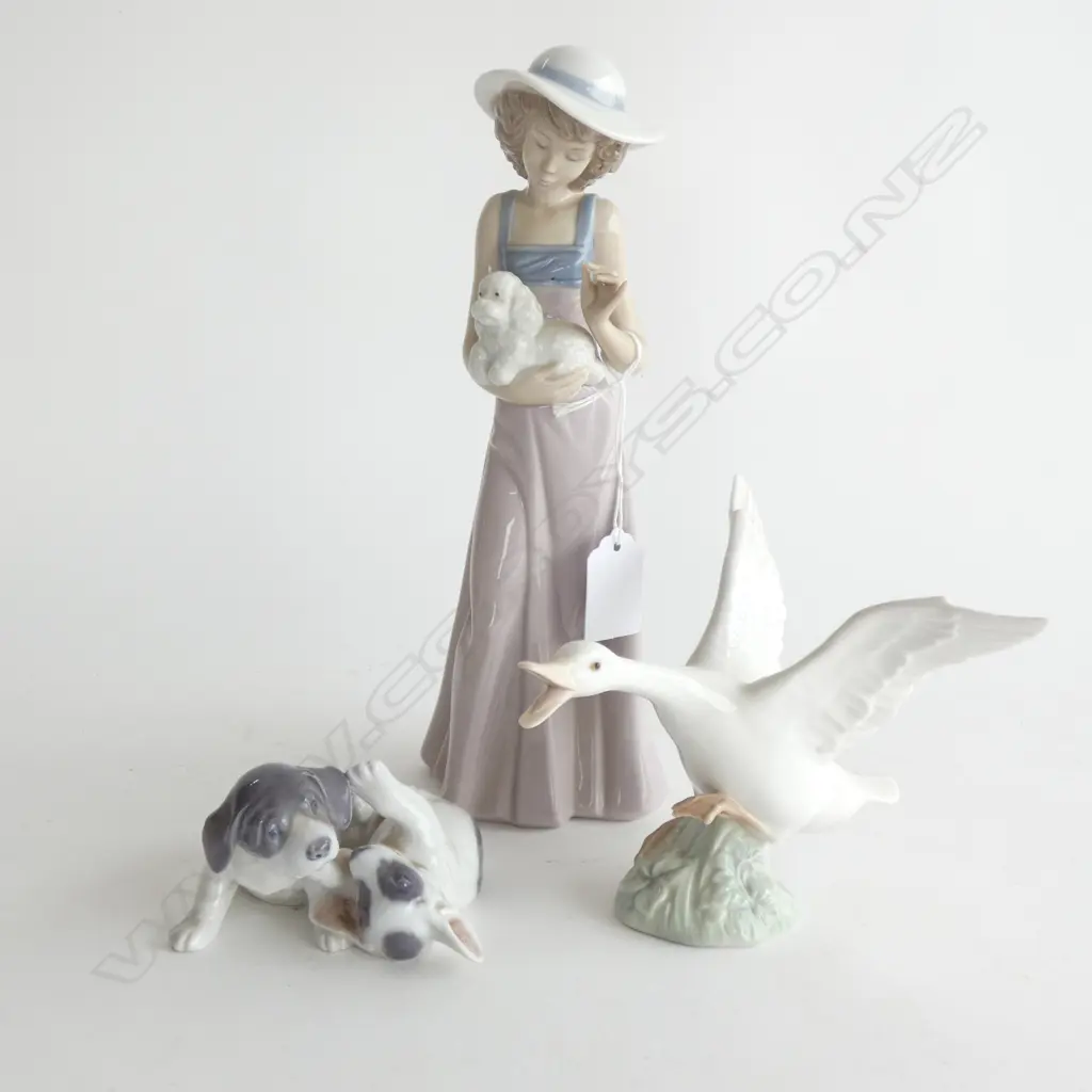 3 FIGURINES; ROYAL COPENHAGEN PUPPIES / NAO GIRL WITH PUPPY (H 250MM) & LLADRO GOOSE  Image 1++