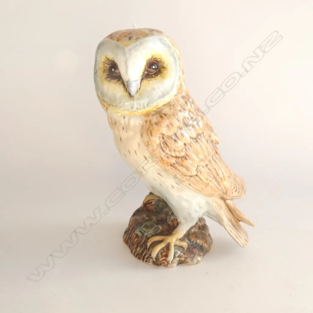 BESWICK OWL H.195mm Image 1++