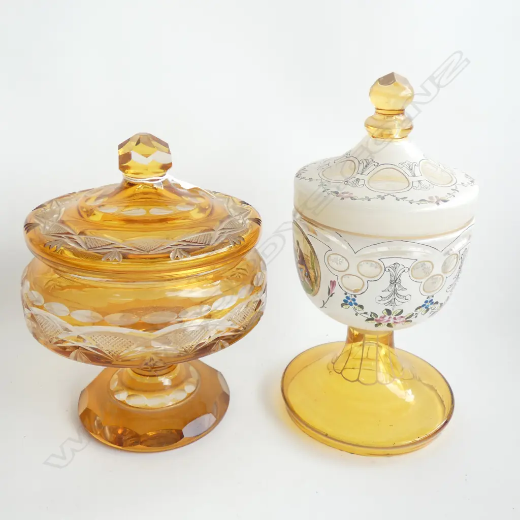 2 LIDDED GLASS CONTAINERS H.240mm Image 1++
