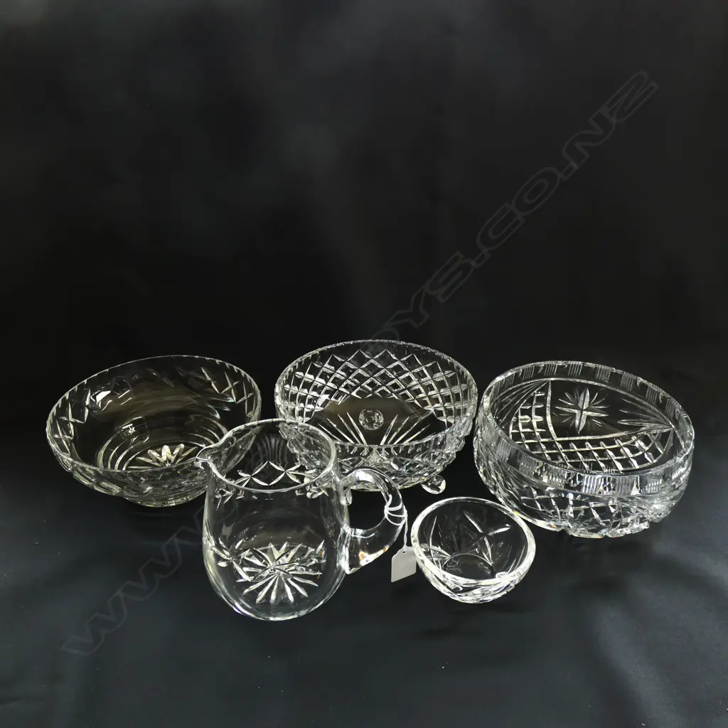3 CRYSTAL BOWLS + SMALL WATERFORD DISH + JUG  Image 1++