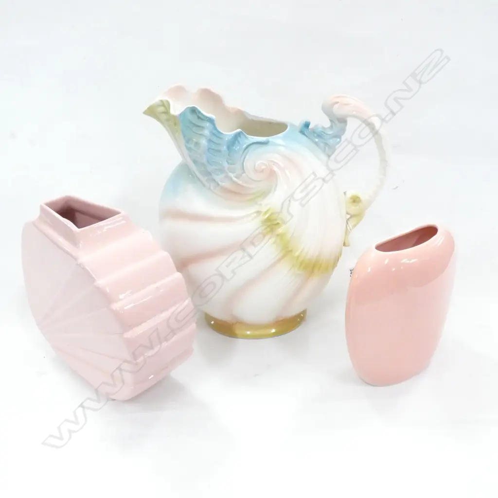 PR PINK CERAMIC ART DECO VASES - LARGEST H. 210MM + LG SHELL DECORATED WATER PITCHER H. 300MM Image 1++