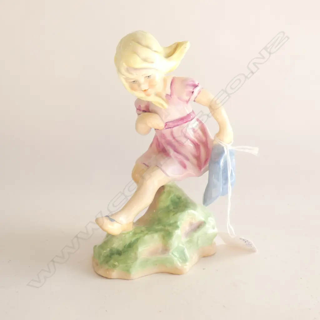 ROYAL WORCESTER FIGURINE 'MARCH' H.145mm Image 1++