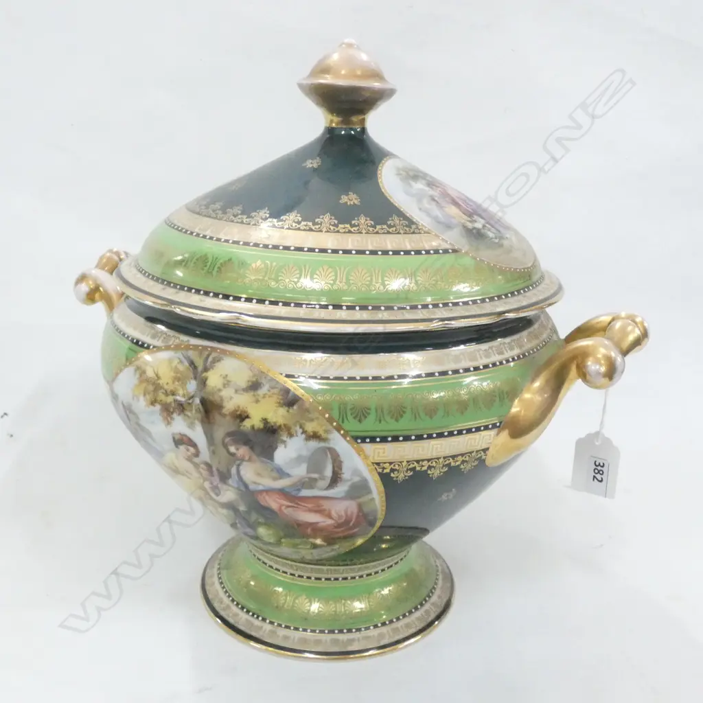 LG ROYAL VIENNA  TUREEN DECORATED W  NEOCLASSICAL FIGURES ON GOLD & GREEN BACKGROUND  DIA 230 H370MM Image 1++
