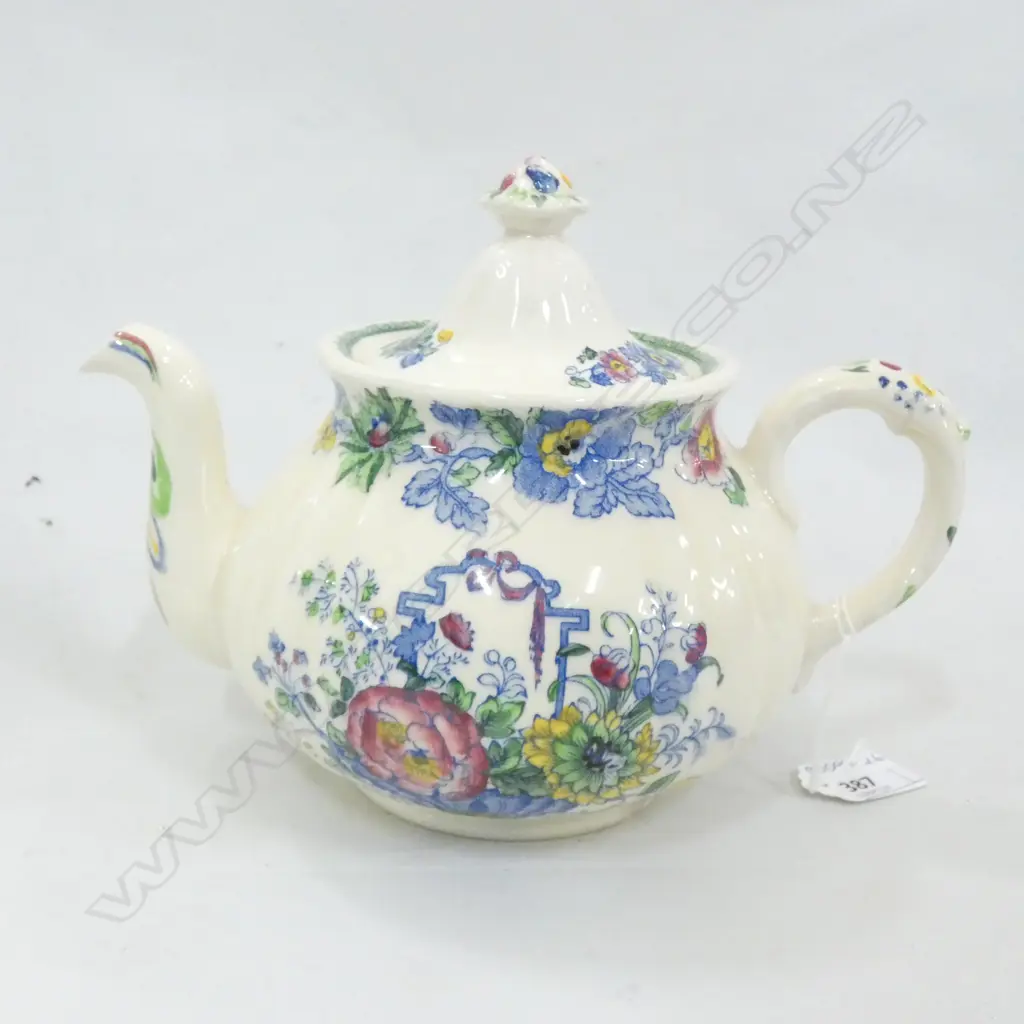 MASONS STRATHMORE LG TEAPOT H. 200MM  CHIP ON BASE RIM Image 1++