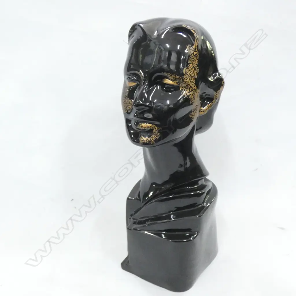 BLACK CERAMIC BUST H.430mm Image 1++