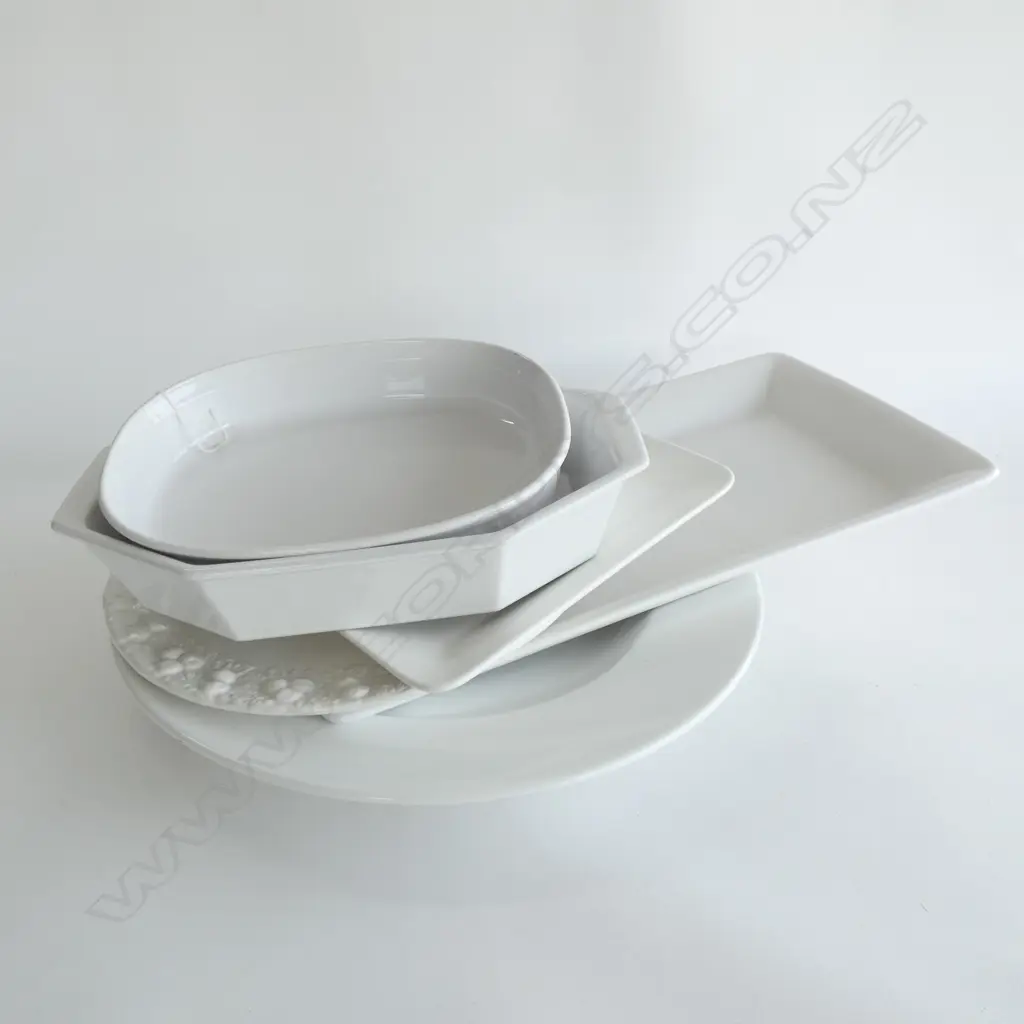 6 LG WHITE SERVING PLATTERS & DISHES; LARGEST DIA  450MM Image 1++