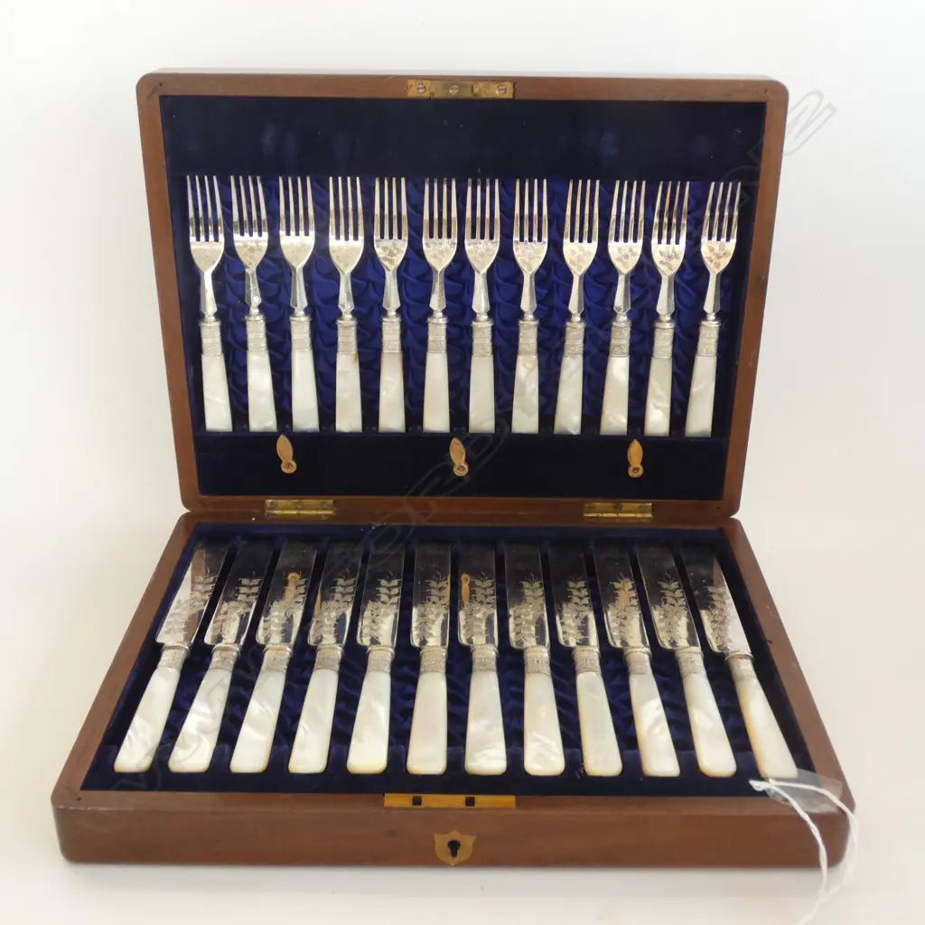 (16141) 24PC FISH CUTLERY SET; PEARL HANDLES ENGRAVED BLADES - IN WOODEN DISPLAY BOX  Image 1++