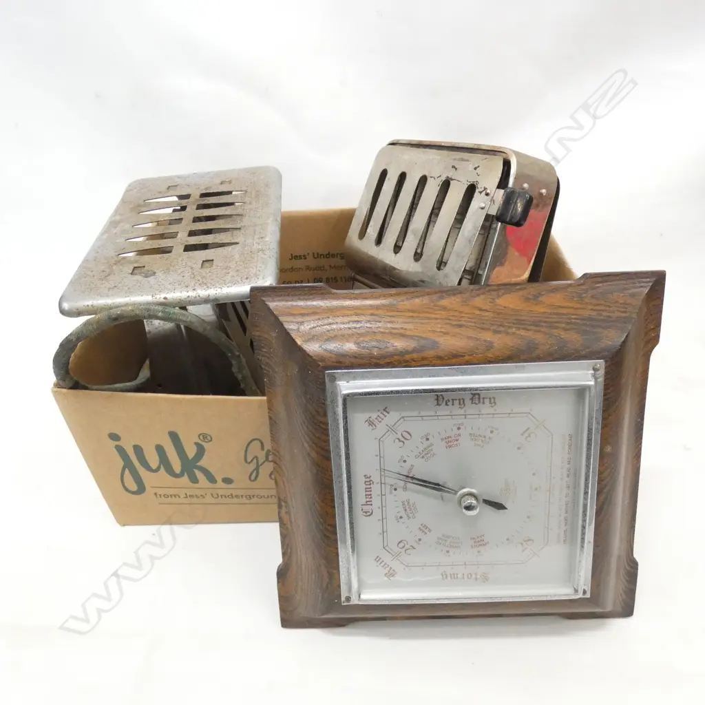 BOX LOT 2 VINTAGE TOASTERS + BAROMETER Image 1++