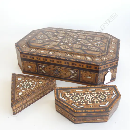 (20134) SET 3 MIDDLE EASTERN WOOD & SHELL INLAID BOXES - LARGEST (WITH KEY)  315MM ...
