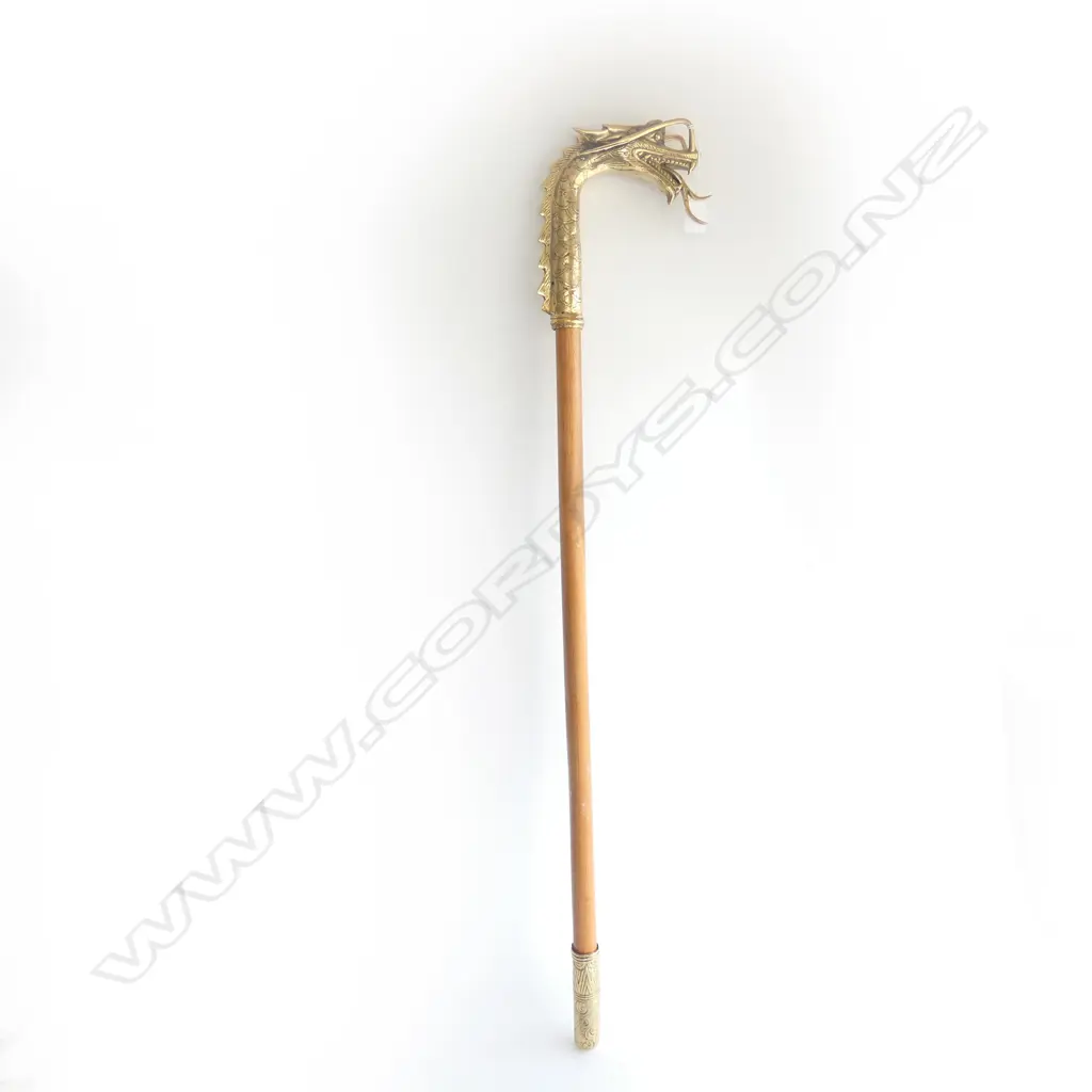 DRAGON HEAD WALKING STICK L.1050mm Image 1++