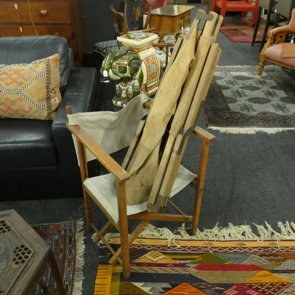 FOLDING CANVAS CHAIR & STRETCHER Image 1++