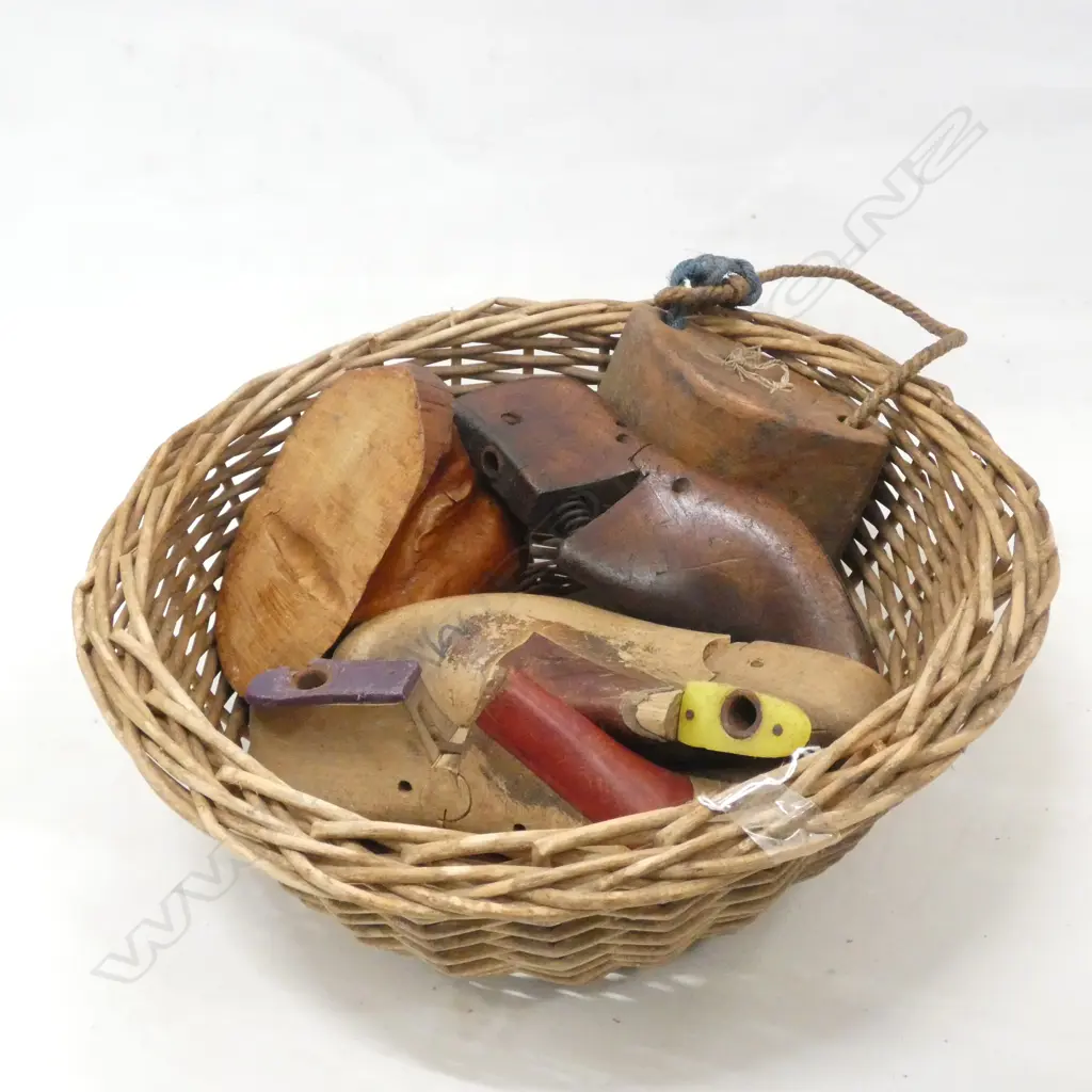 BOX LOT WOODEN SHOE LASTS, COW BELL ETC Image 1++