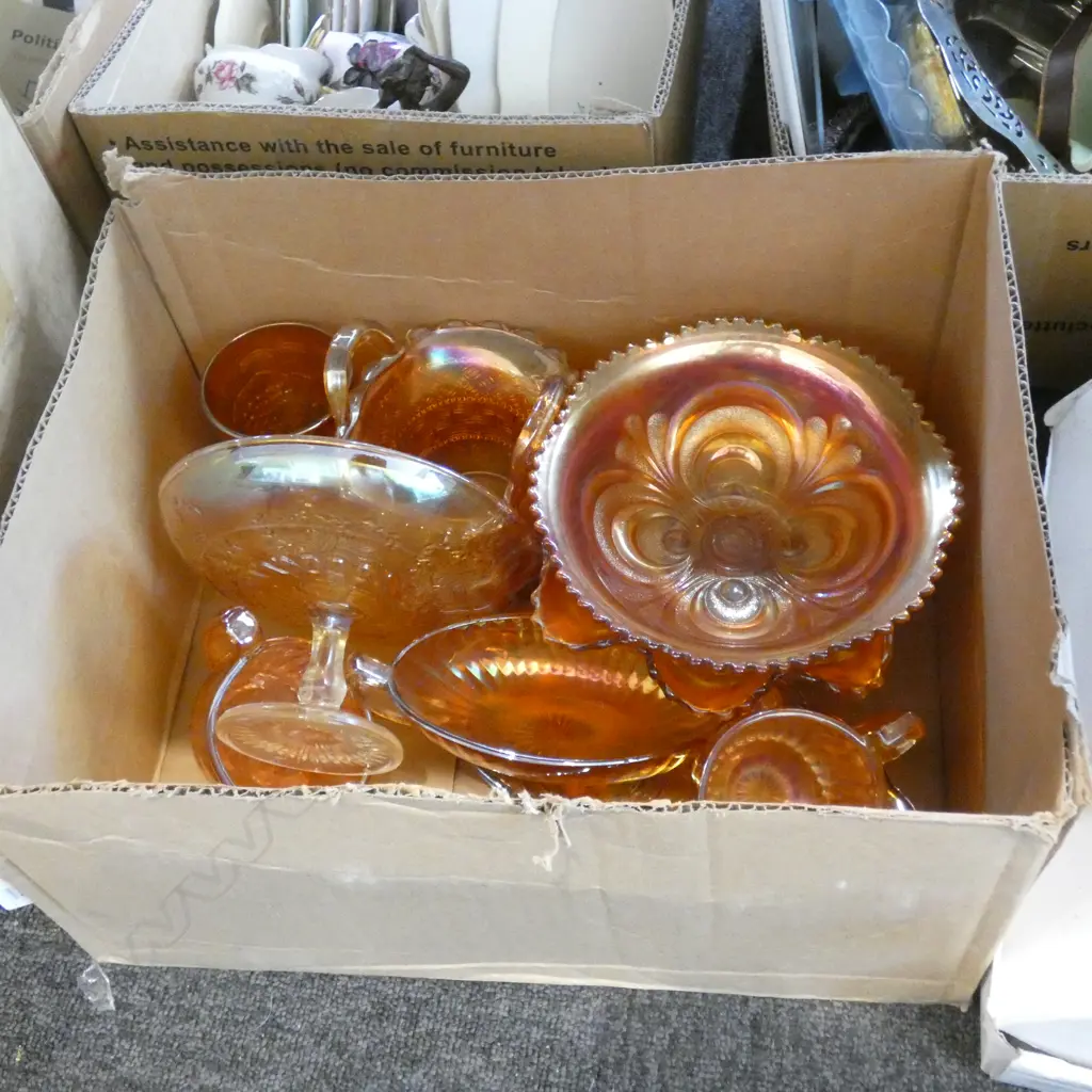 (20134) BOX LOT ASST CARNIVAL GLASS; BOWLS, JUGS ETC.. Image 1++